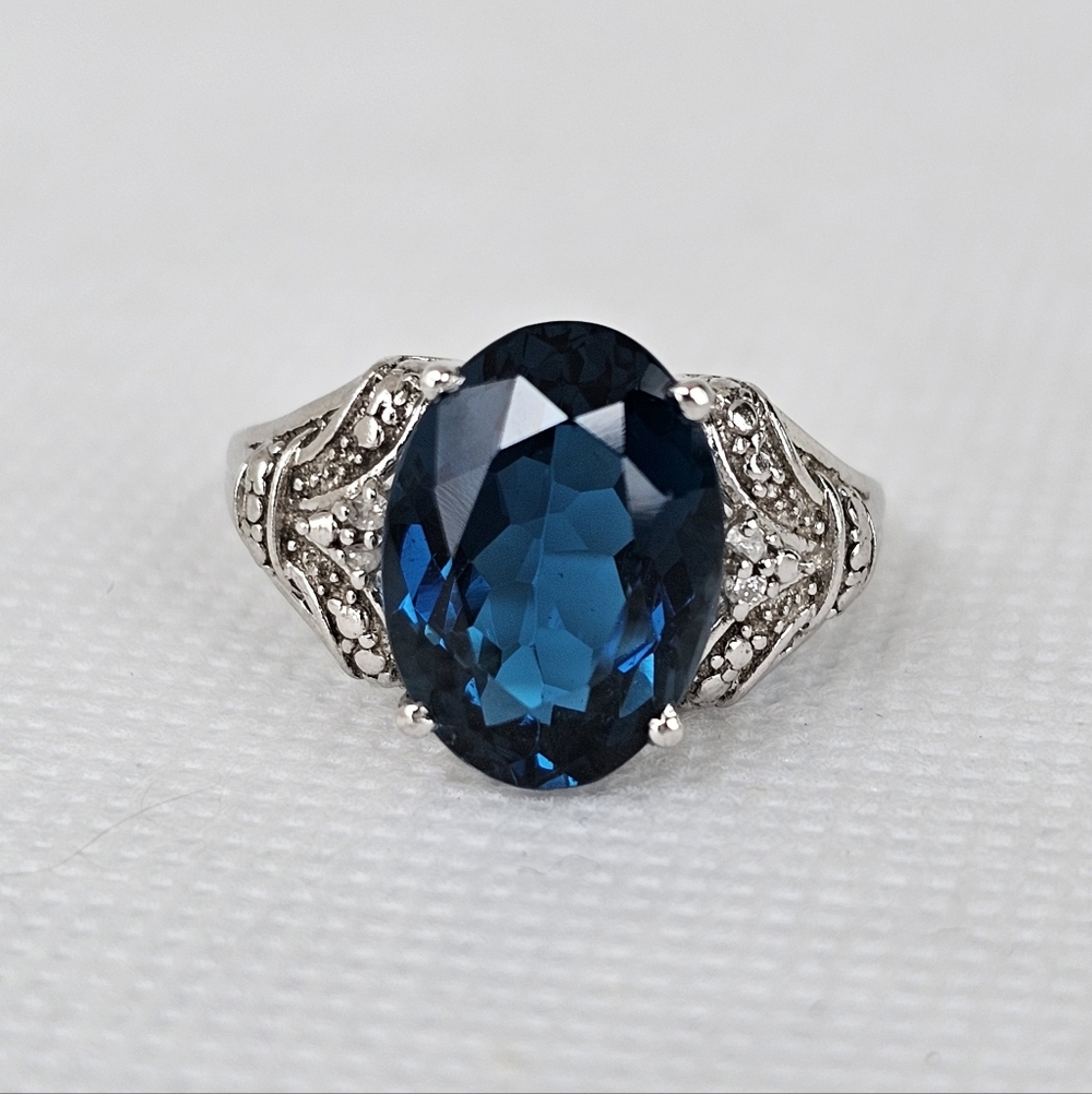 Natural London Blue Topaz Ring Sterling Silver Platinum Size 7!